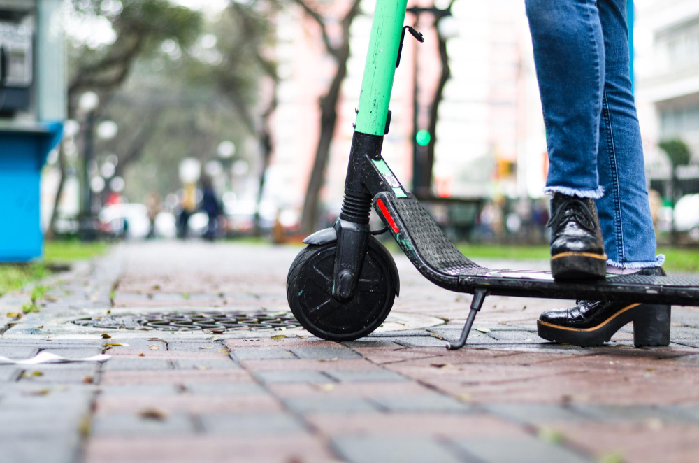 The Pros of Renting an Electric Scooter in Orlando, FL