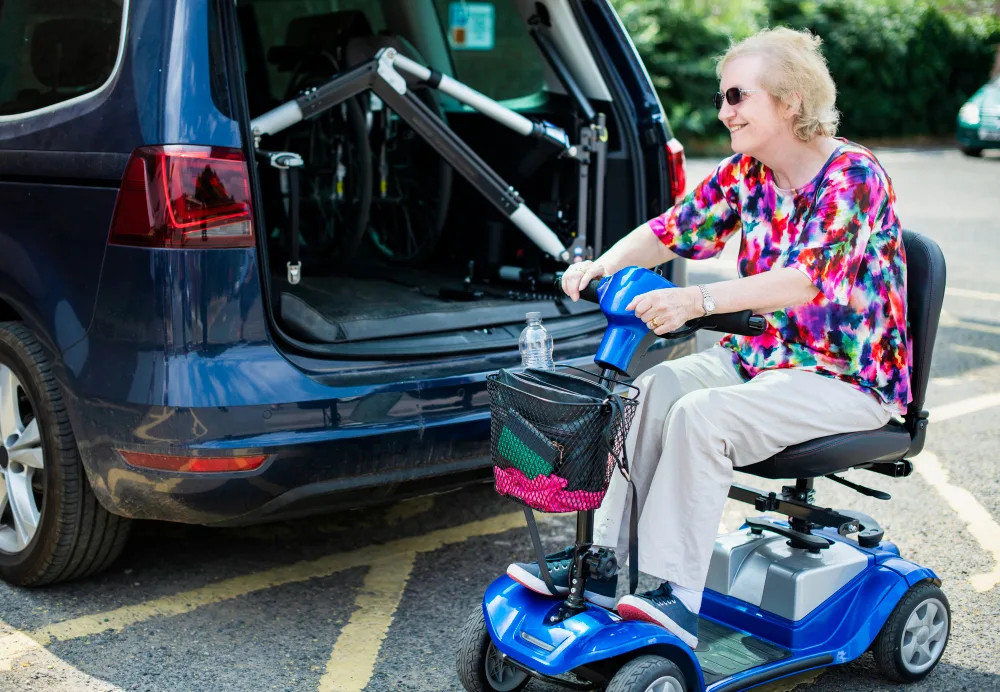 Why Rent an ECV for Your Orlando Theme Park Trip?